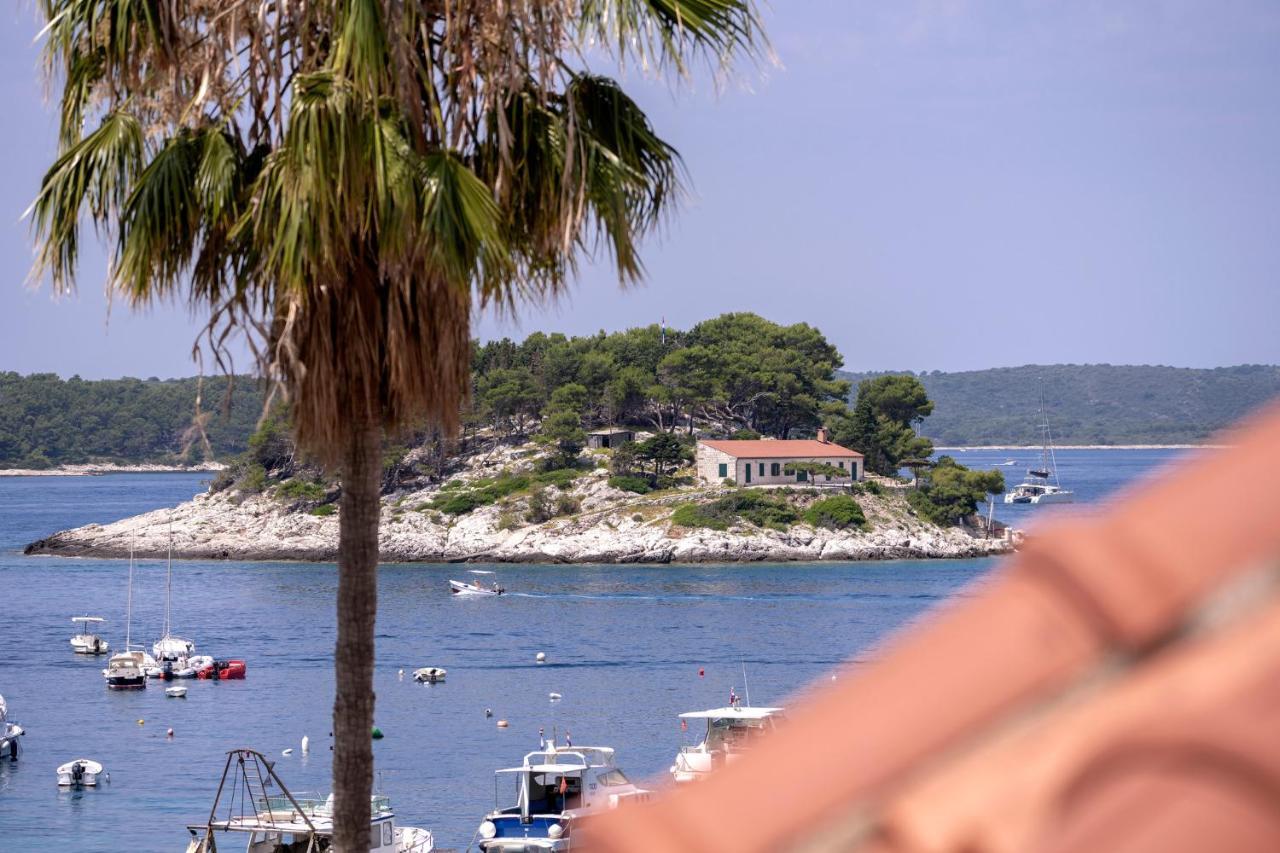 Apartments Villa Domus Marini フヴァル エクステリア 写真